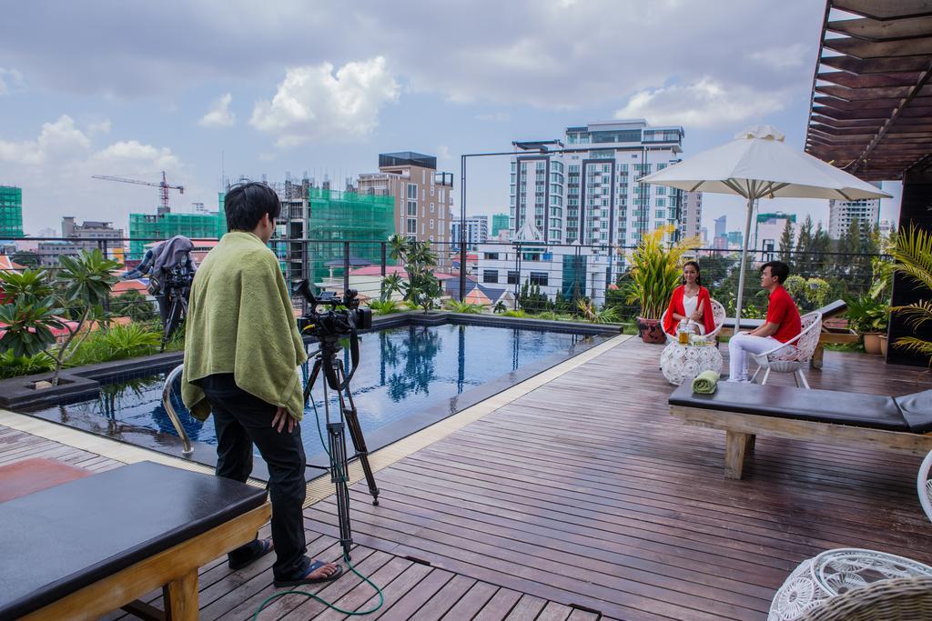 The Palm Boutique Hotel & Residence 프놈펜 외부 사진