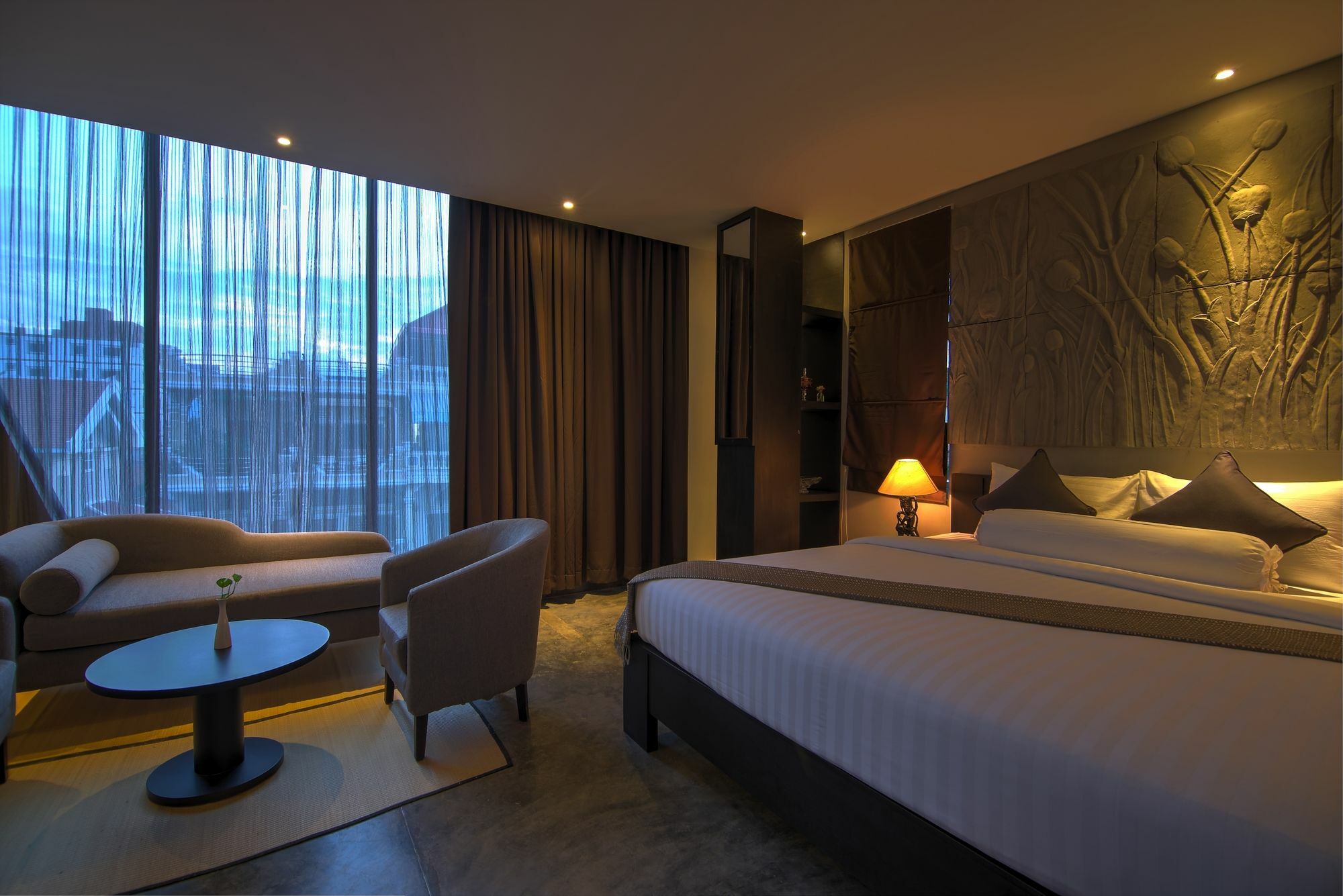 The Palm Boutique Hotel & Residence 프놈펜 외부 사진